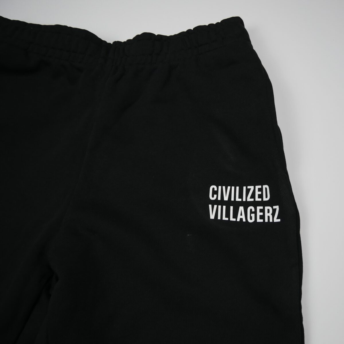 sweatpant logo shot